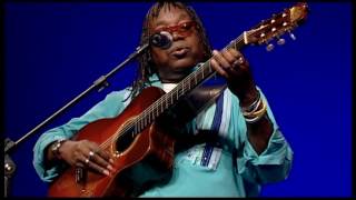 Milton Nascimento   A Lua Girou ao vivo 2005