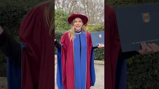 I’ve just graduated with my PhD in English lit!😍 Check out the goofy outfit I had to wear👩🏼‍🎓😂