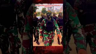 Seperti inilah sangarnya para prajurit kopasgat ketika berjala bareng #tni #kopasgat #bravo