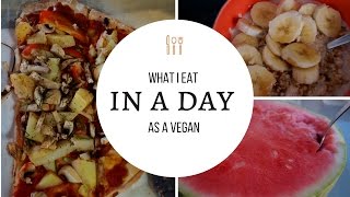 WHAT I EAT IN A DAY in Spain// VEGAN