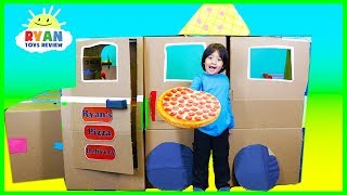Ryan Pretend Play with Pizza Delivery Box Fort!
