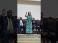 lauriete cantando rosa vermelha ao vivo