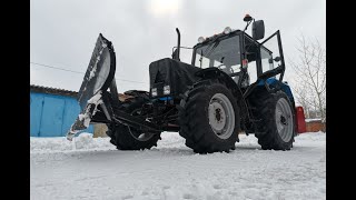 ТРАКТОР МТЗ - 82.1. ЗИМА ПРИШЛА В АПРЕЛЕ 2022. ОЧИСТКА СНЕГА НА ТРАКТОРЕ.