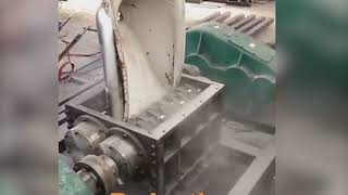 还原粉碎机vs浴缸，瞬间被吞噬Restore the crusher vs bathtub, instantly swallowed