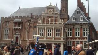 Leiden and Haarlem (dead or alive)