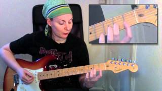 Beginners guitar lesson: How to play the D minor 7th chord (Dm7)