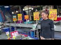 【パタヤvsアユタヤ】タイ美女と謎のローティーサイマイを食べてみた misterious street food in thailand ayutthaya