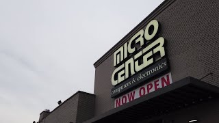 VLOG NYC: visiting Flushing Micro Center computer and electronics store.
