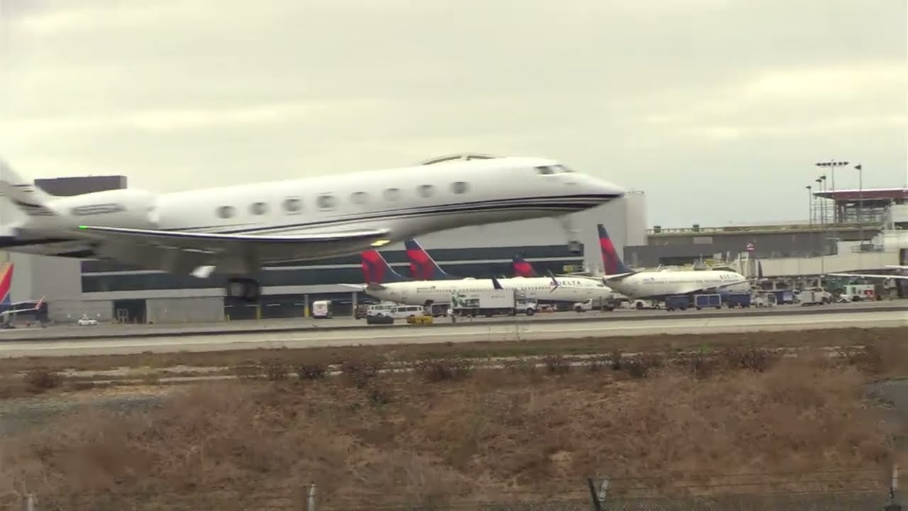 Live From Los Angeles International Airport Airplane Spotting Youtube