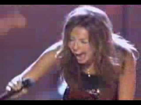 Thalia, En Vivo A Quien Le Importa. - YouTube