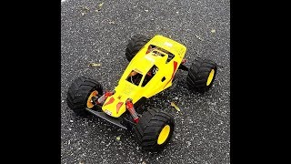 Tamiya Mad Bull 2s Parking Lot Run - Top speed Tested Brushless