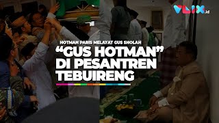 Momen Hotman Paris Jadi Satu-satunya Non-Muslim di Pemakaman Gus Sholah