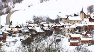 La Place du Village : Rencontres dans le village du pré aux Avanchers-Valmorel