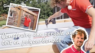 Construire une pergola avec toit en polycarbonate