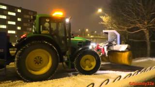 John Deere 6430 Sweeping Snow