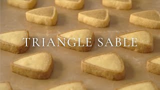 Triangle Sable | Coffee and Vanilla Shortbread Cookies | Recipe