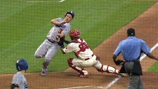 LAD@STL: Grichuk nabs Pederson on a play at the plate