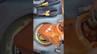 Tukar fuel pump / change fuel pump nissan sentra B14 #wirafuelpump #nissanold # nissanB14 #simple