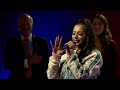 indie singer botches national anthem at third party presidential debate