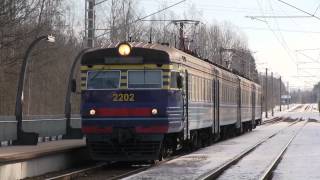 Электропоезд ЭР12-6001 на о.п. Валингу / ER12-6001 at Valingu stop