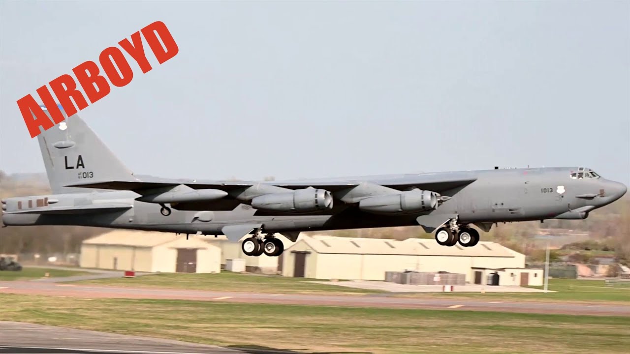 B-52 Departures • RAF Fairford - YouTube