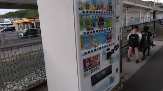 東岡山駅4番乗り場にある自動販売機