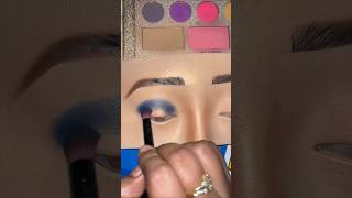 New blue spotlight eye makeup #eyemakeup #shots #ytshorts #makeup @Tinashil