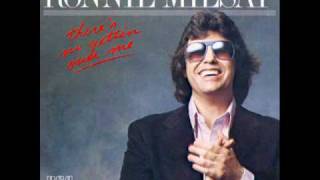Ronnie Milsap - There's No Gettin' Over Me