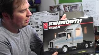 Intro Kenworth T600 1/25 - Adventures in Modeling