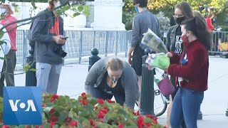 Mourners Leave Tributes to Ginsburg at Supreme Court