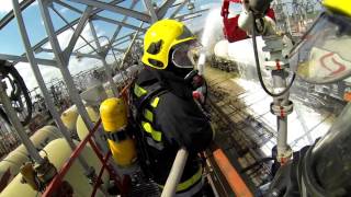 Vatrogasci-spasioci Pancevo,Rafinerija-vezba 2016.(GoPro) Firefighter helmet cam