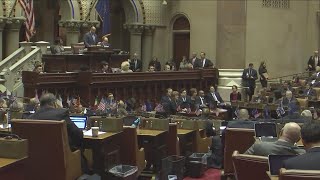 NYS Lawmakers To Give Themselves 29% Raise