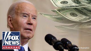 ‘ABSOLUTE DISASTER’: Biden unveils another student loan bailout plan