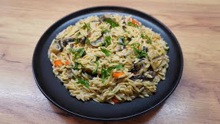 Creamy orzo with mushrooms and coconut milk/Κρεμώδες κριθαράκι ολικής με μανιτάρια και γάλα καρύδας