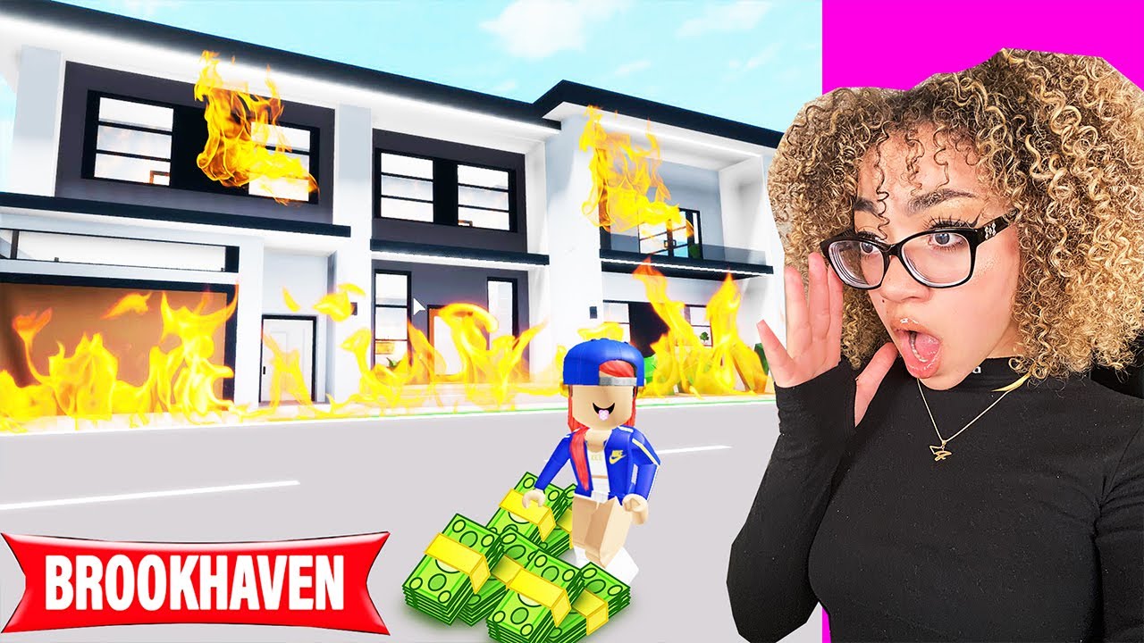 Robbing Houses In Brookhaven Roblox Youtube