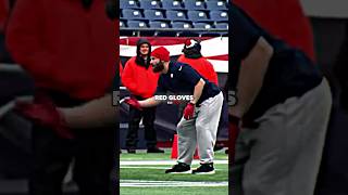 Does MATCHING Gloves Give NFL Players an Edge?!?