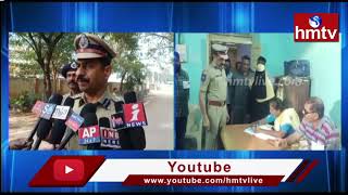 karimnagar Police Commissioner Kamal Haasan Reddy Cast his Vote || hmtv