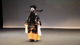 Beijing Opera 铡美案 by LA 6 year old boy