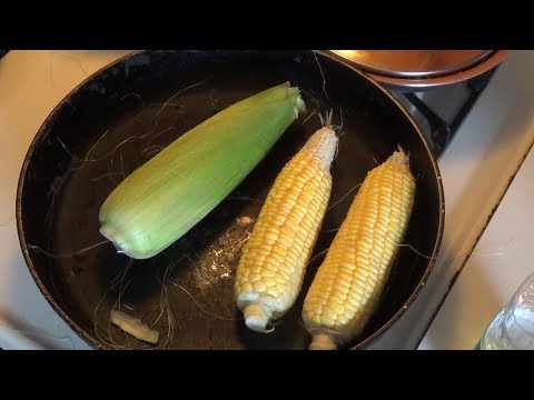 PeePaw McDonald Shucking Skillet Corn on the Cob PeePaw McDonald Shucking Skillet Corn on the Cob