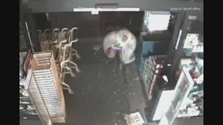 Man wearing underwear and cape caught on camera stealing from Scioto County store