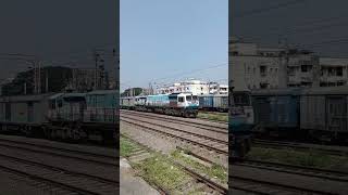 😍(11013)LTT-Coimbatore Express🔥 Skipping with WDP-4D💙at 100Km/hr🦾#shorts #indianrailways