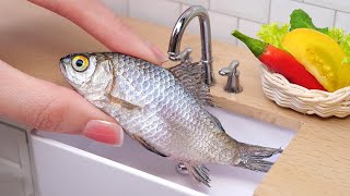 MINIATURA DE PEIXE FRITO AO MOLHO - MINI COZINHA