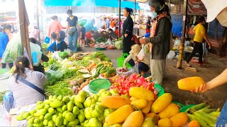 Phnom Penh Busy Morning Market at Phsar Kromuon - Cambodia Food Market Tour