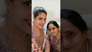 నటి మహేశ్వరి తన అమ్మ గారితో 🥰 #ytshorts #maheshwari #motherdaughter#trendingnews