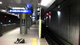 【京阪電車】　　３０００系３００１Ｆ　快速急行　出町柳行き　中之島到着