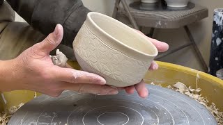 576. Making a MKM BHR Roller Texture Teabowl/Chawan with Hsin-Chuen Lin 林新春 滾花紋茶碗製作示範