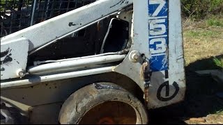 how to Repack a Bobcat Lift cylinder with new seals on a bobcat 753