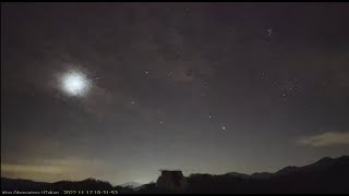 2022/11/17しし座流星群 大火球とエメラルドグリーン流星