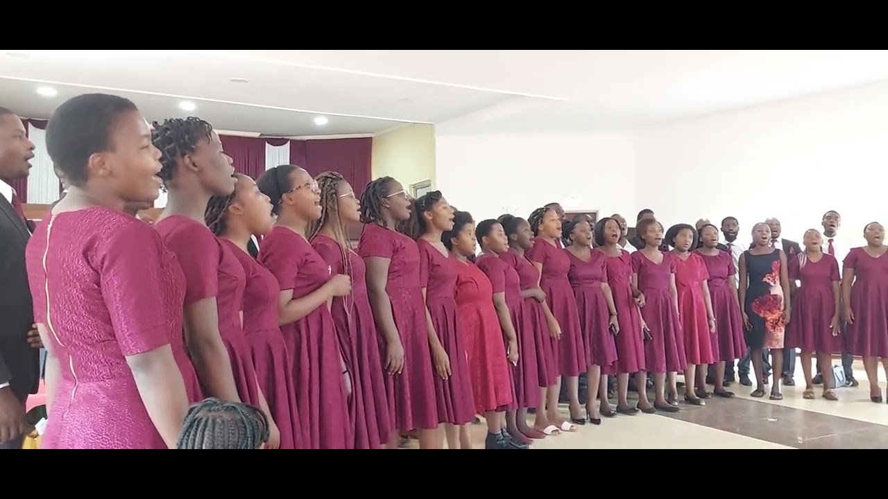 Area_47_SDA_Church_Senior_Youth_Choir_ Zam'mwamba_Zam'dziko - YouTube