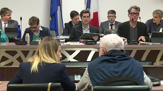 Périgueux : un premier conseil municipal sans la maire Delphine Labails